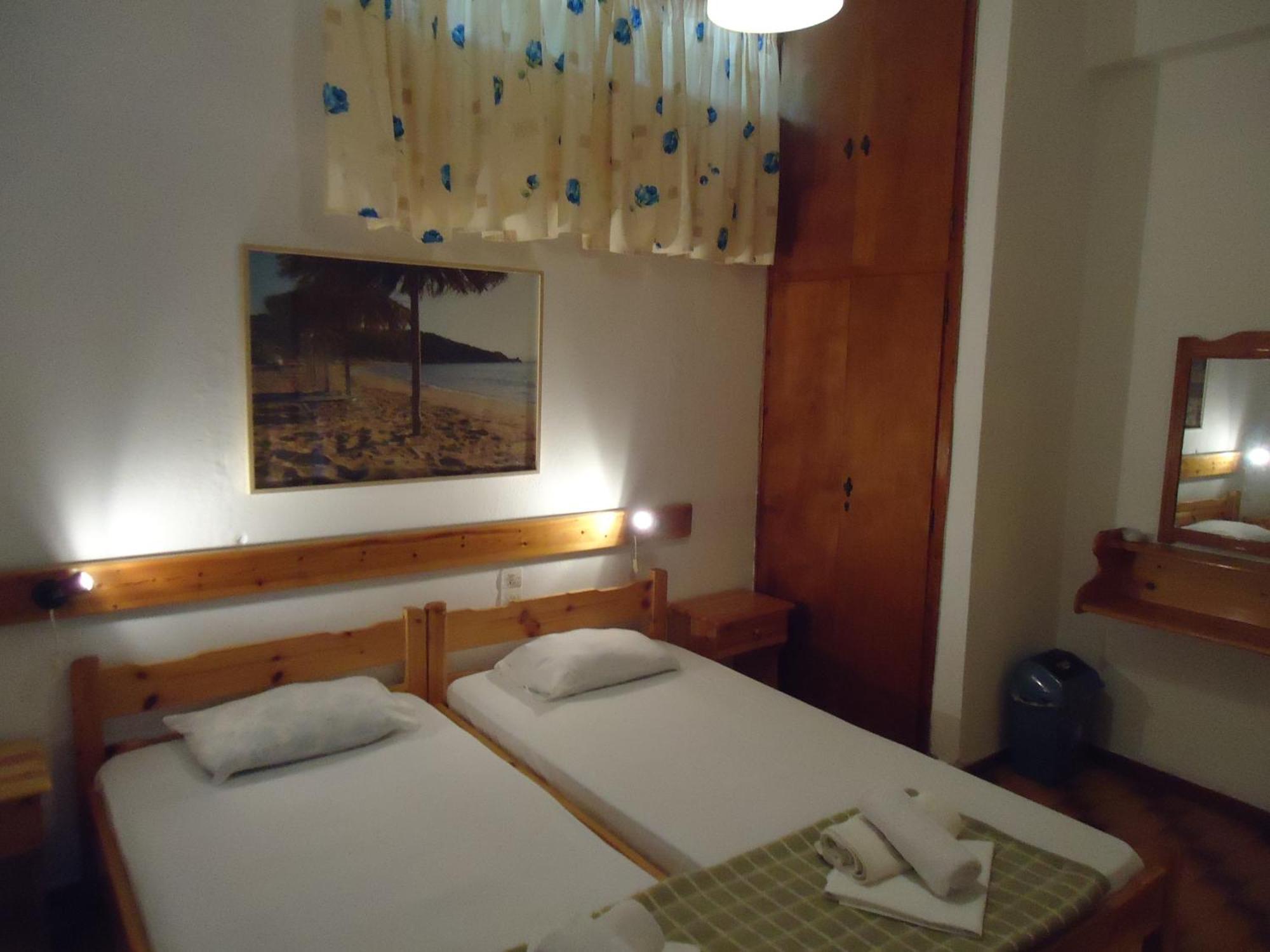 Pensionmargaritakotroniskiathos Skiathos Exterior foto
