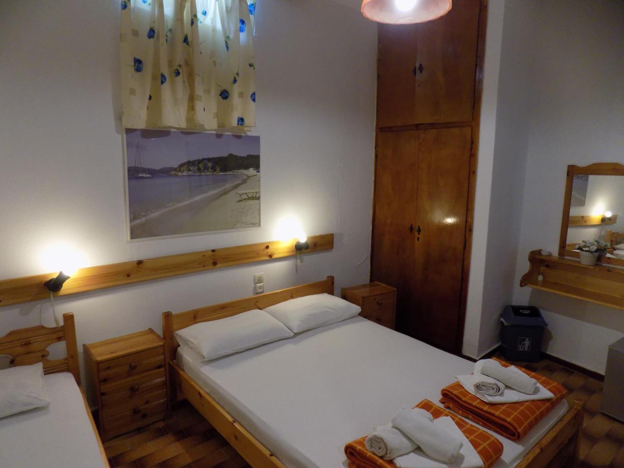 Pensionmargaritakotroniskiathos Skiathos Exterior foto