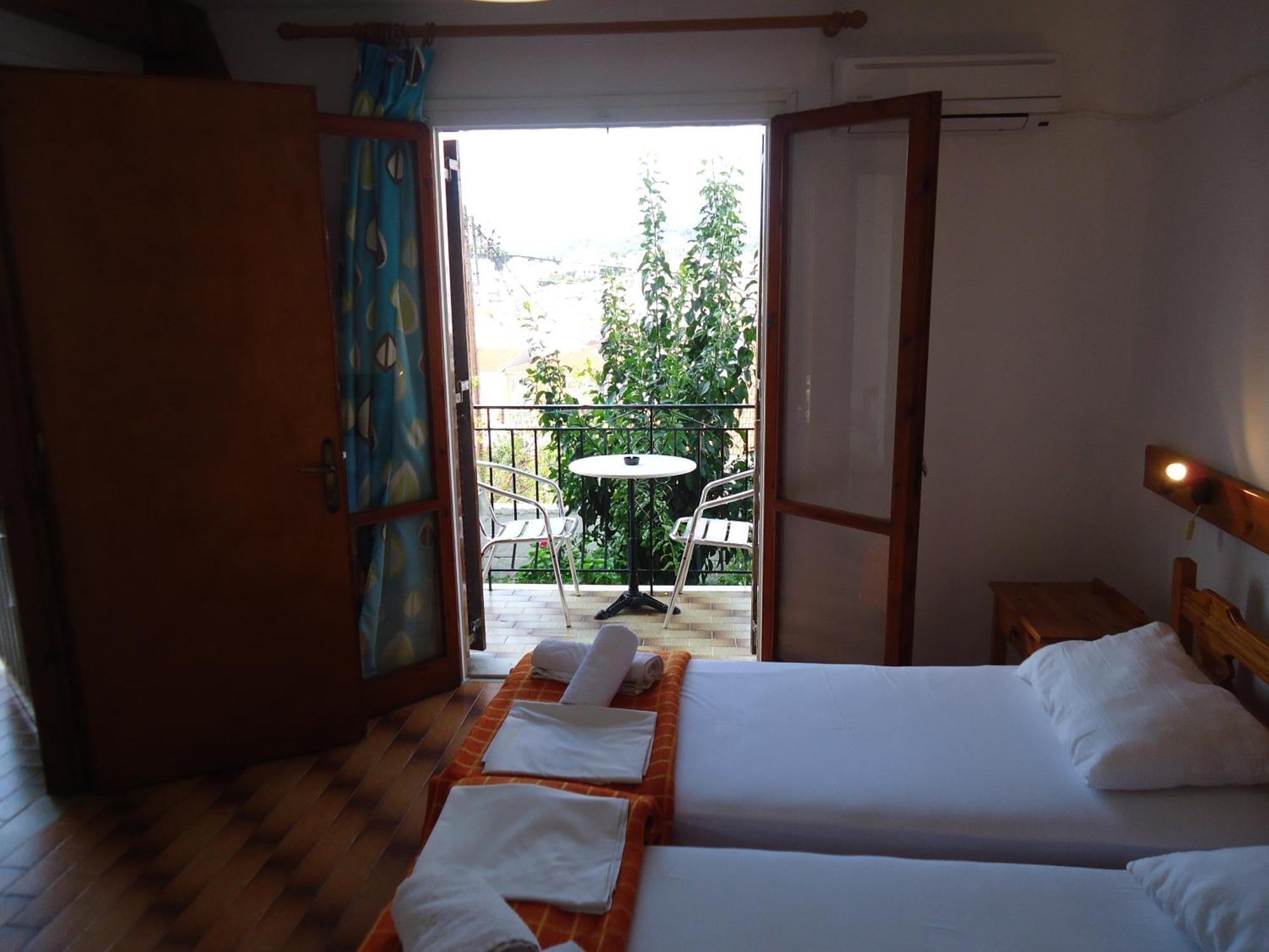 Pensionmargaritakotroniskiathos Skiathos Exterior foto