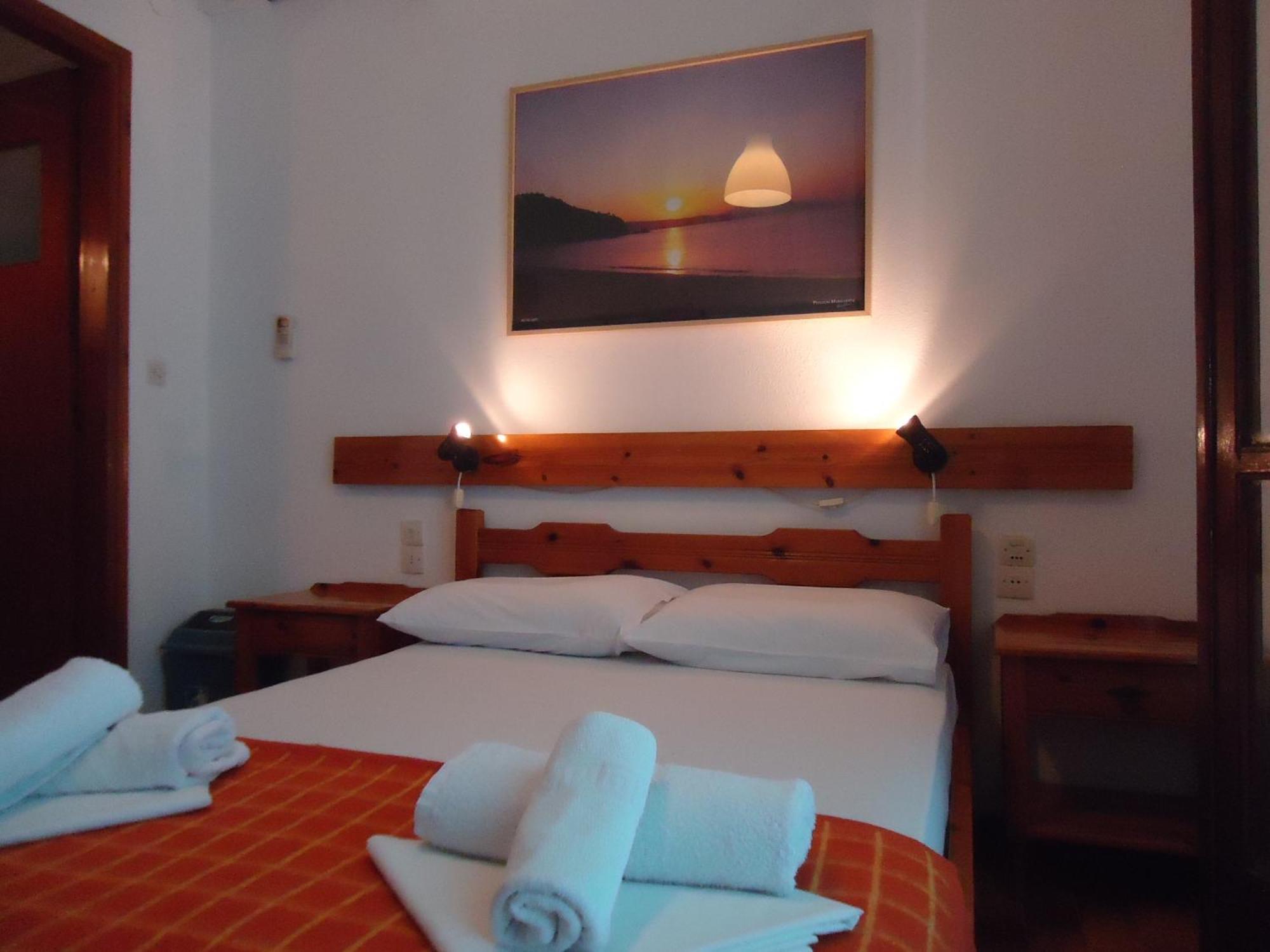 Pensionmargaritakotroniskiathos Skiathos Exterior foto