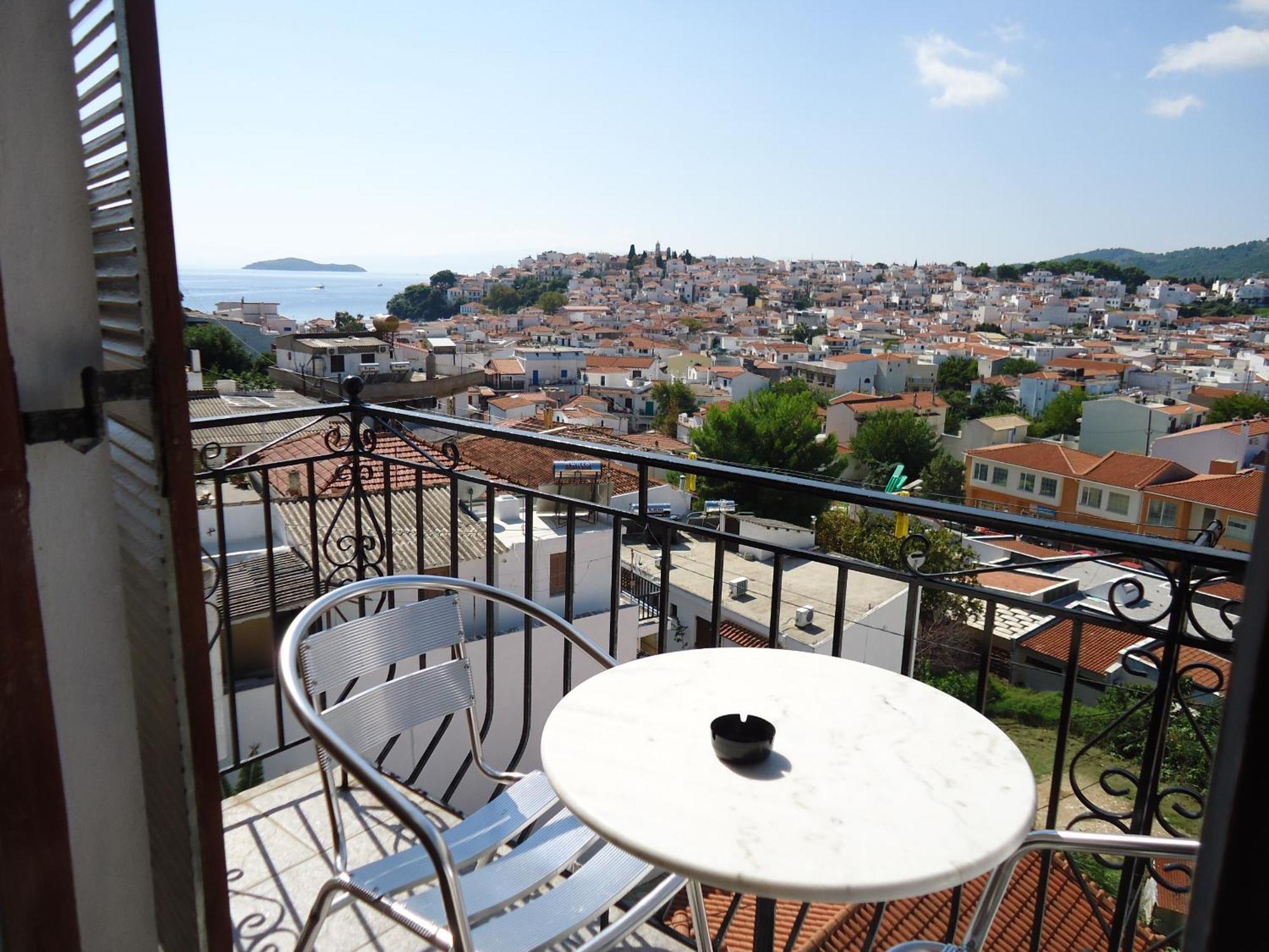 Pensionmargaritakotroniskiathos Skiathos Exterior foto